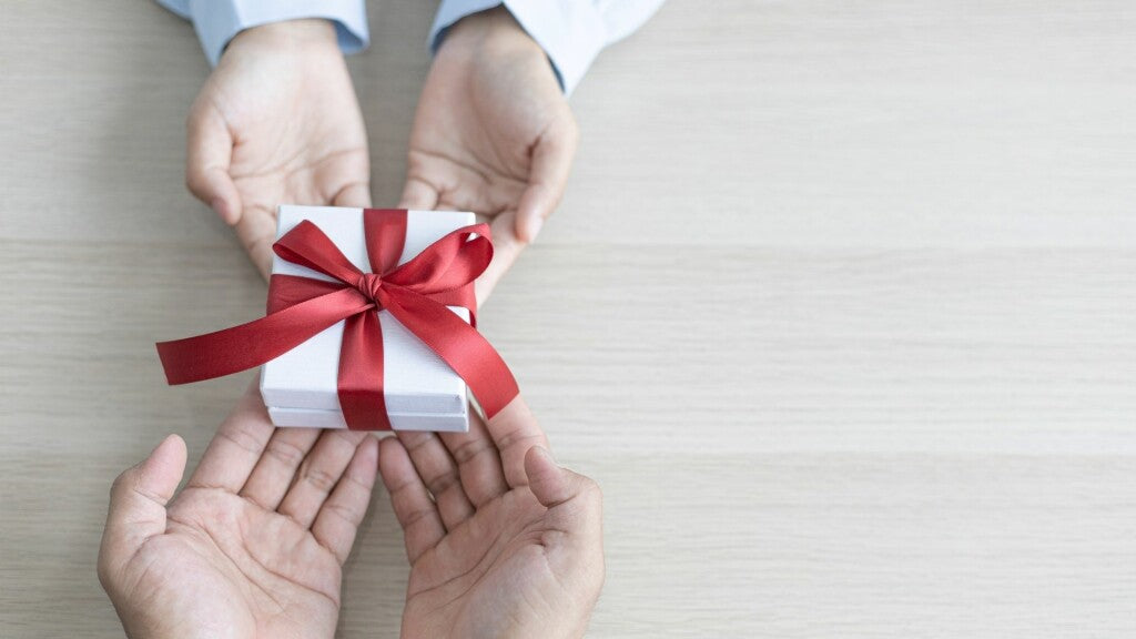 Ideal Gifts To Remind People They’re Loved