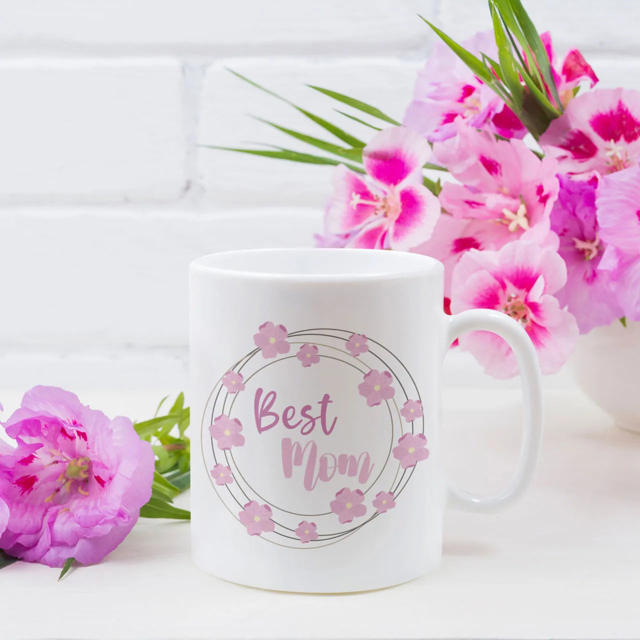 Personalised Best Mom pink wreath mug gift with custom photo or message