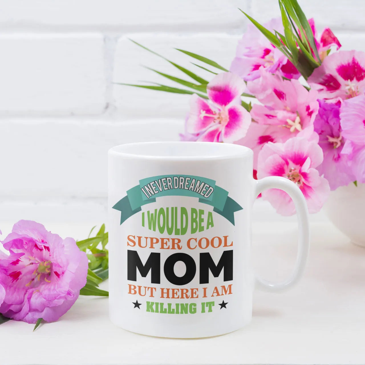Personalised ceramic mug with funny I Never Dreamed I Would Be A Cool Mom quote and custom name, humorous gift for her UK.