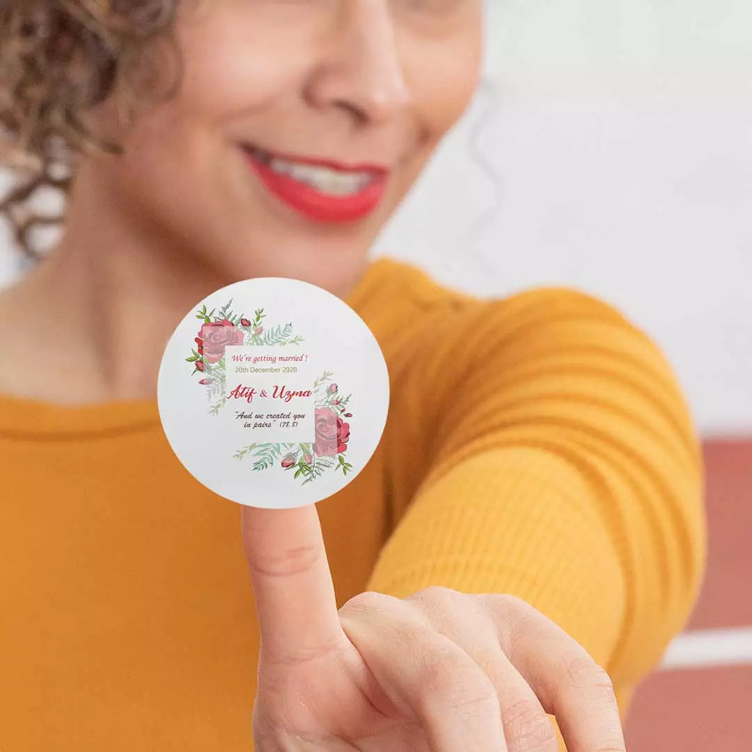 Personalised Labels-Invitations-Stickers - Red Roses Square Garland