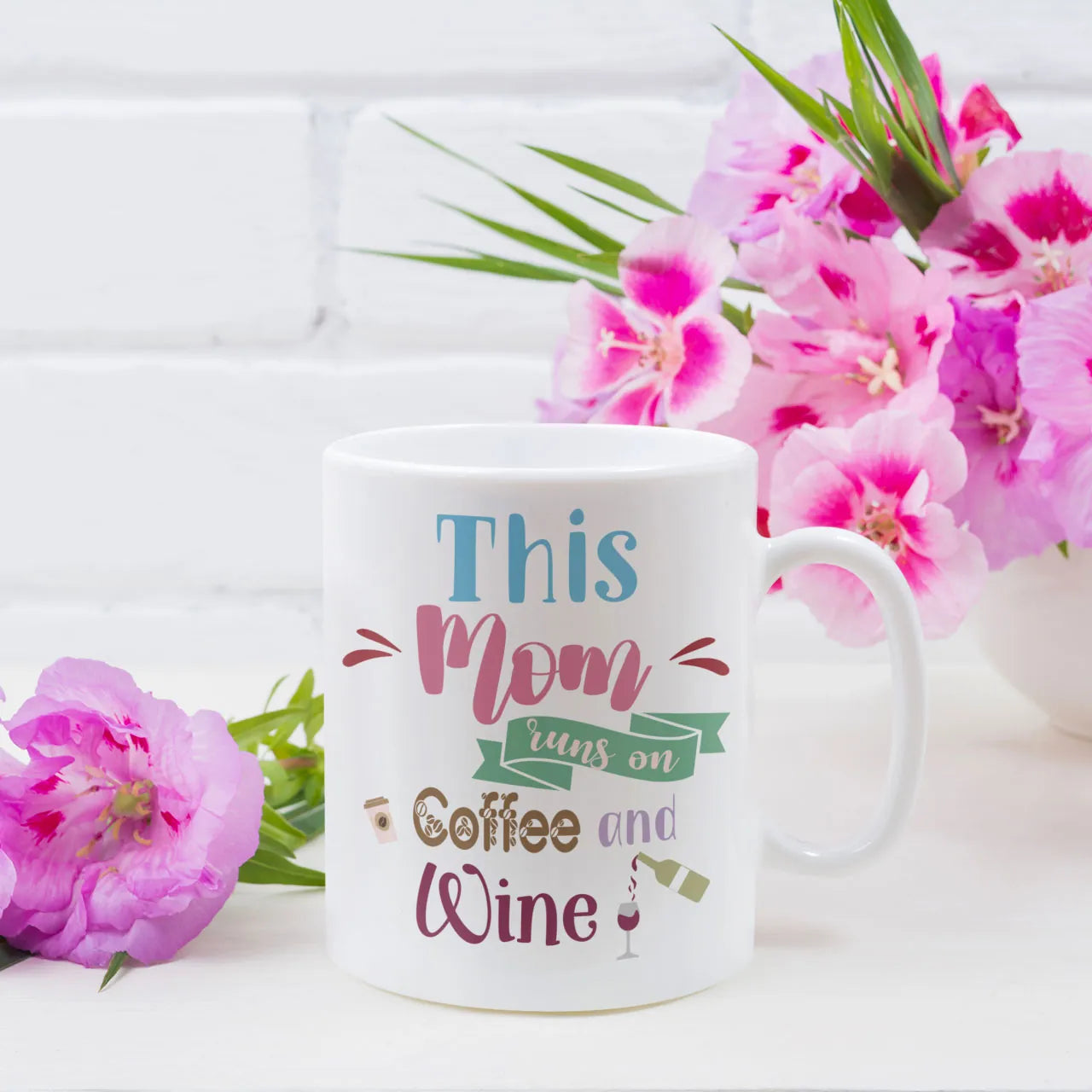 this mom runs on coffee and wine mug gift for mum mothers day ceramic coffee cup present